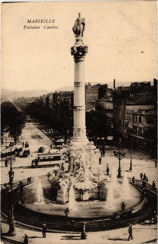Carte postale ancienne Marseille Fontaine Cantini à Marseille