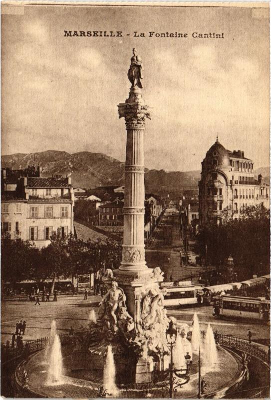 Carte postale ancienne Marseille Fontaine Cantini à Marseille