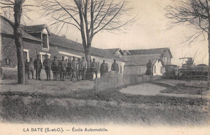 Carte postale ancienne La Bate - Ecole Automobile