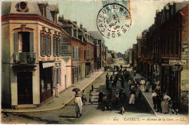 Carte postale ancienne Cayeux Avenue de la Gare
