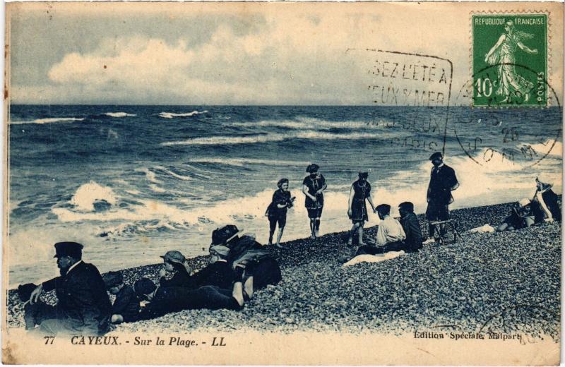 Carte postale ancienne Cayeux sur la plage