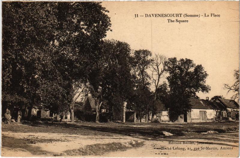 Carte postale ancienne Davenscourt la place