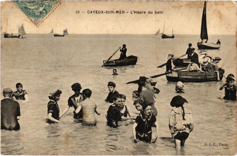 Carte postale ancienne Cayeux Heure du bain