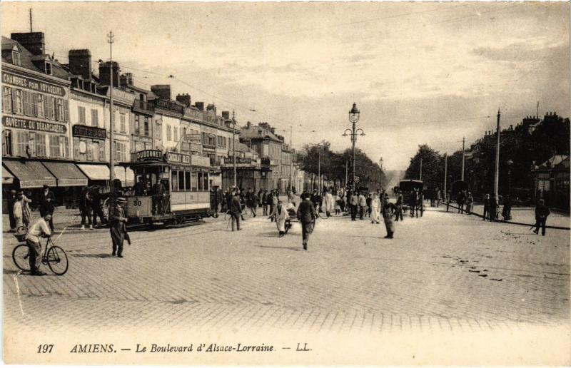 Carte postale ancienne Amiens Boulevard d'Alsace Lorraine à Amiens
