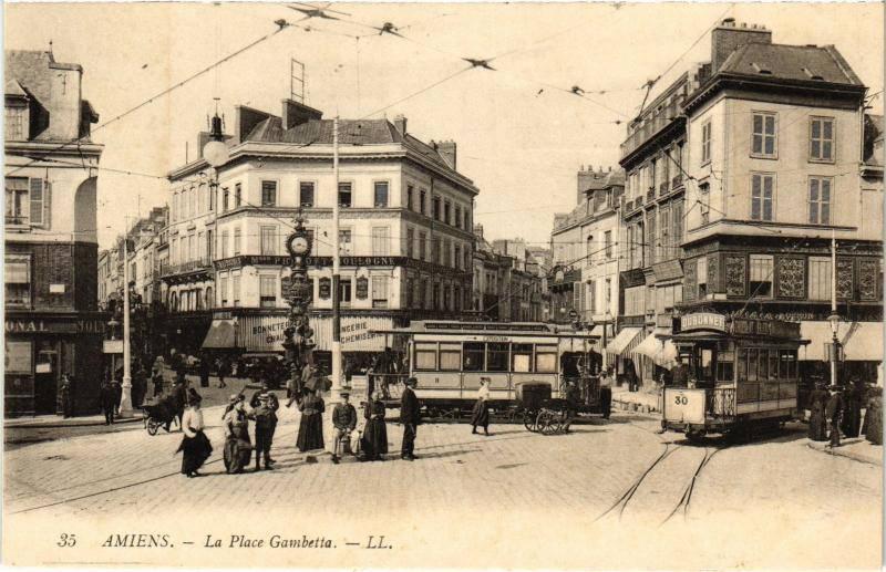Carte postale ancienne Amiens Place Gambetta à Amiens