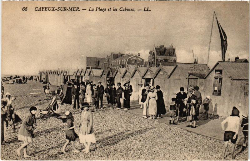 Carte postale ancienne Cayeux la plage et les cabines
