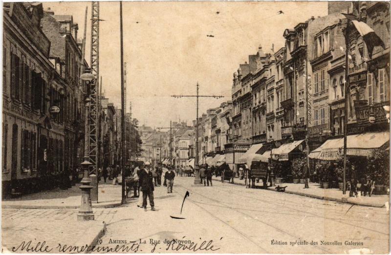 Carte postale ancienne Amiens Rue de Noyon à Amiens