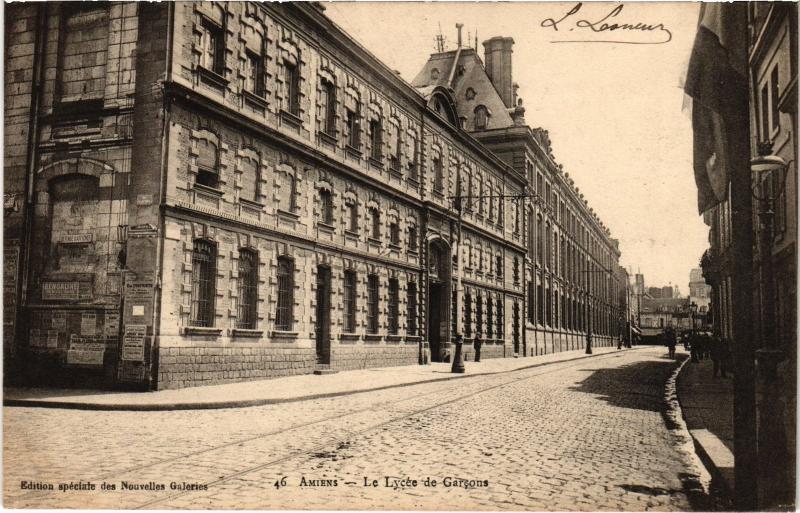 Carte postale ancienne Amiens Lycee de Garcons à Amiens