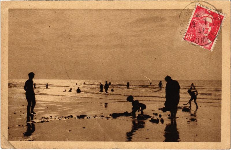 Carte postale ancienne Cayeux effet de contre jour sur la mer à Contre