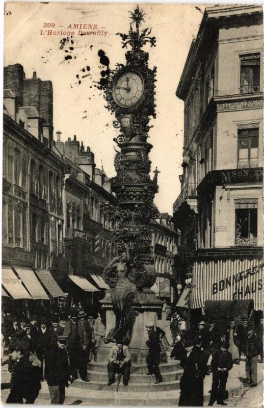Carte postale ancienne Amiens Horloge Dewailly à Amiens