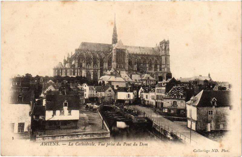 Carte postale ancienne Amiens la cathedrale à Amiens