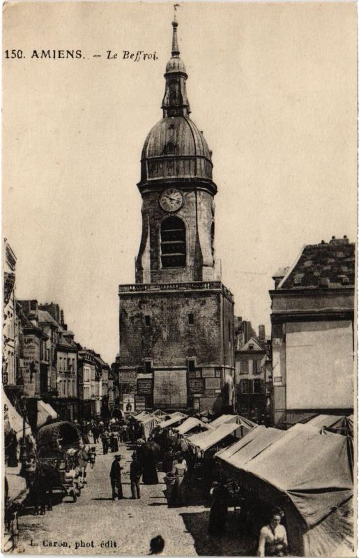 Carte postale ancienne Amiens le Beffroi à Amiens