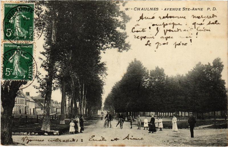Carte postale ancienne Chaulnes Avenue Sainte-Anne à Chaulnes