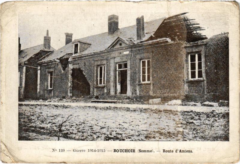 Carte postale ancienne Bouchoir Route d'Amiens à Amiens
