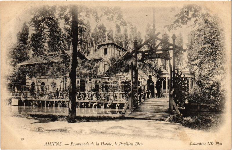 Carte postale ancienne Amiens Promenade de la Hotoie à Amiens