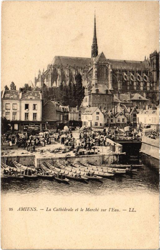 Carte postale ancienne Amiens la cathedrale à Amiens