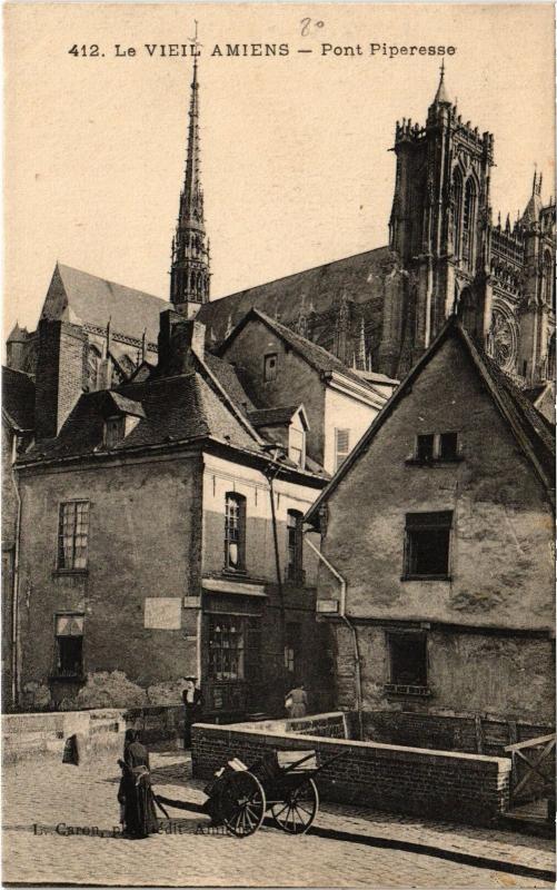 Carte postale ancienne Amiens Pont Piperesse à Amiens