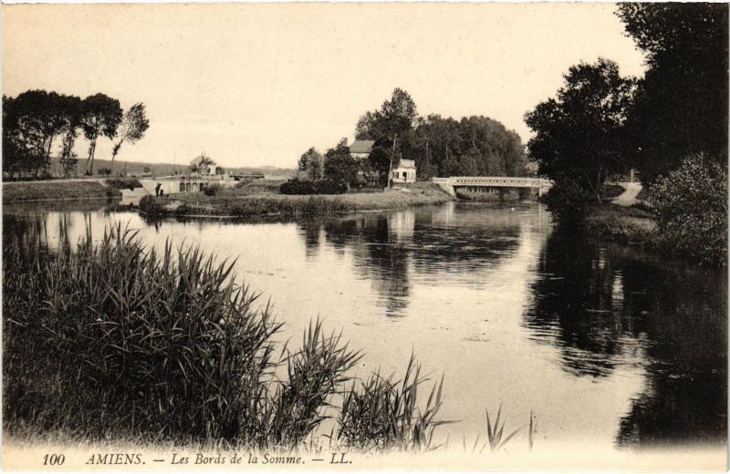 Carte postale ancienne Amiens les bords de la Somme à Amiens