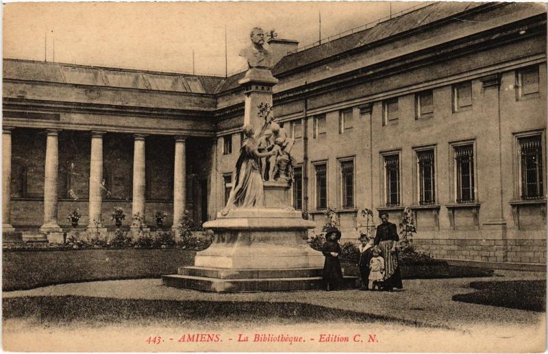 Carte postale ancienne Amiens la Bibliotheque à Amiens
