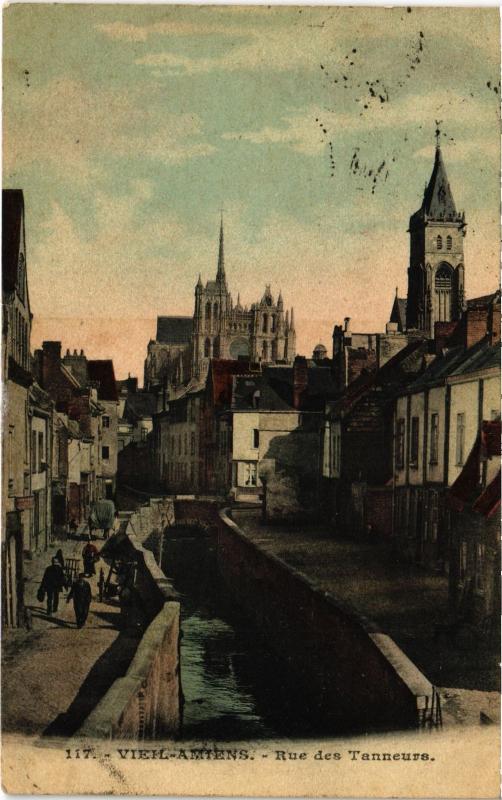 Carte postale ancienne Amiens Rue des Tanneurs à Amiens
