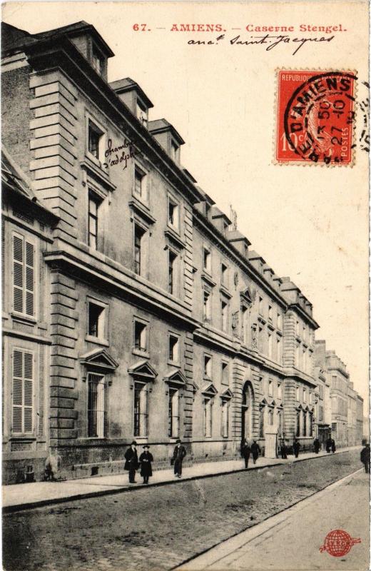 Carte postale ancienne Amiens Caserne Stengel à Amiens