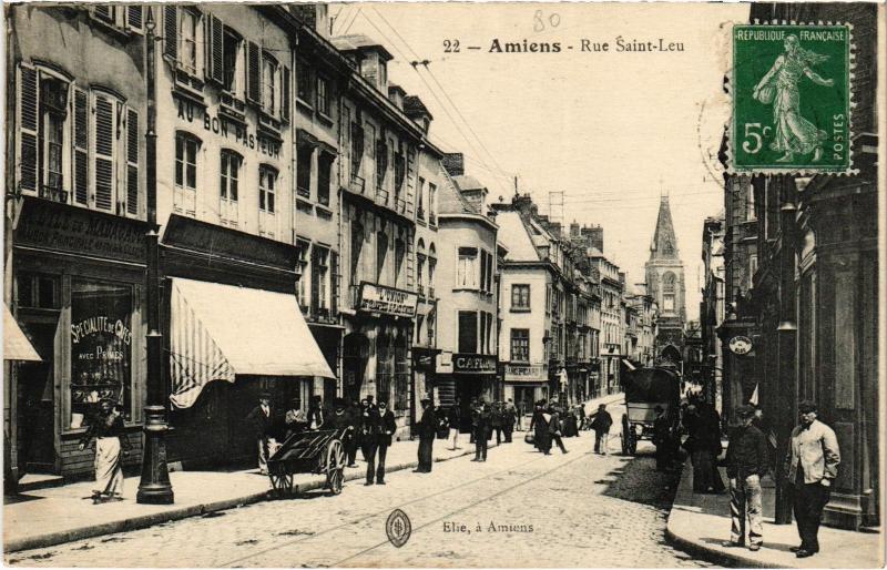 Carte postale ancienne Amiens Rue Saint-Leu à Amiens