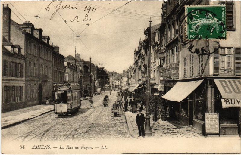 Carte postale ancienne Amiens Rue de Noyon à Amiens