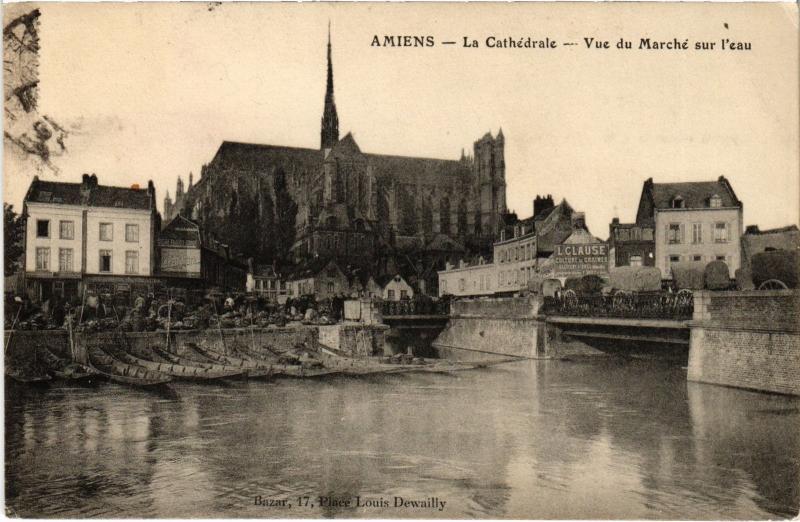 Carte postale ancienne Amiens la Cathedrale à Amiens