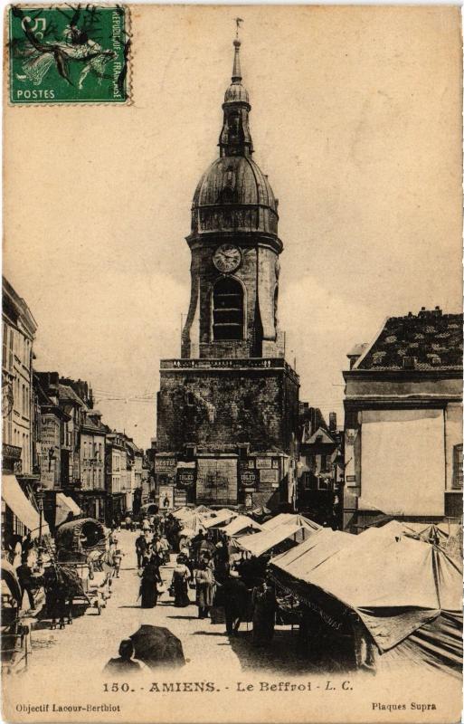 Carte postale ancienne Amiens le Beffroi à Amiens