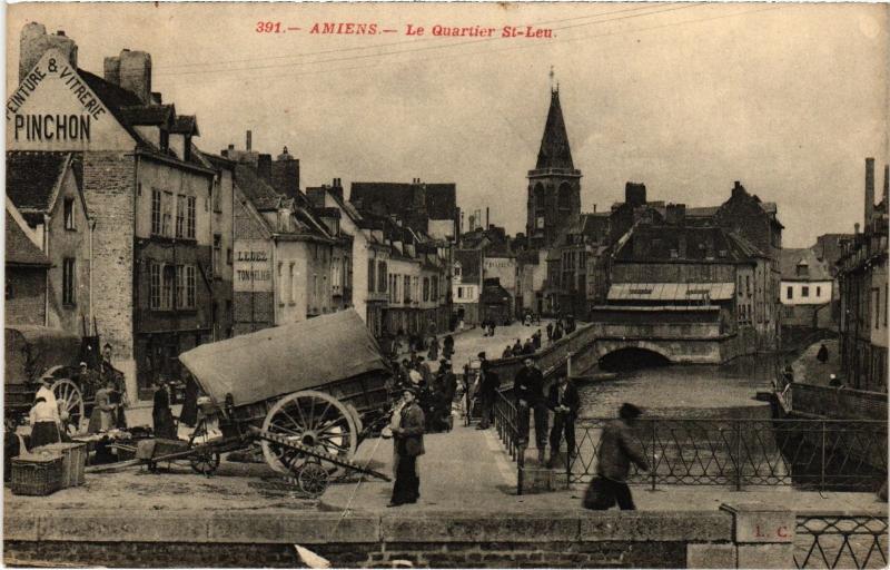 Carte postale ancienne Amiens Quartier Saint-Leu à Amiens