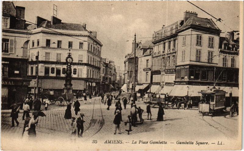 Carte postale ancienne Amiens Place Gambetta à Amiens