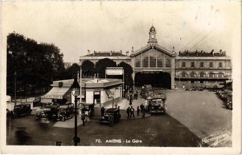 Carte postale ancienne Amiens la gare à Amiens