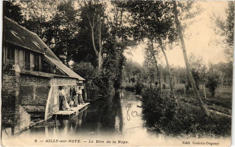 Carte postale ancienne Ailly sur Noye Rive de la Noye à Ailly-sur-Noye