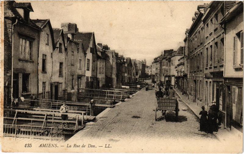 Carte postale ancienne Amiens Rue de Don à Amiens
