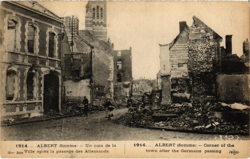 Carte postale ancienne Albert un coin de la ville à Albert