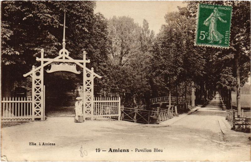 Carte postale ancienne Amiens Pavillon Bleu à Amiens