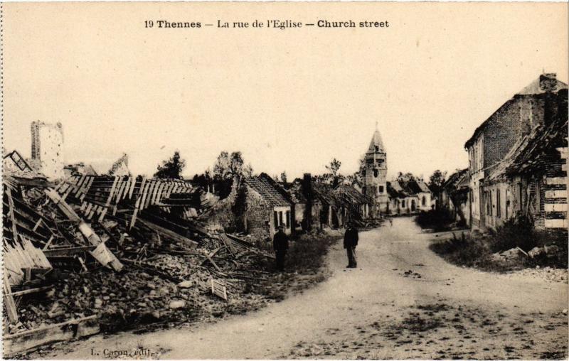 Carte postale ancienne Thennes Rue de l'Eglise à Thennes