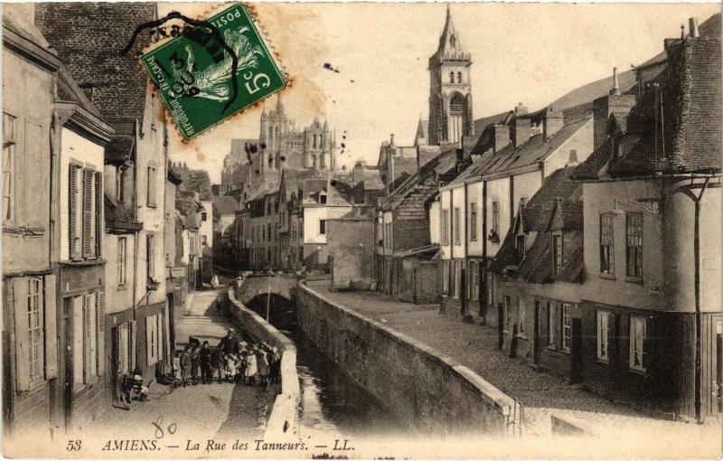 Carte postale ancienne Amiens Rue des Tanneurs à Amiens