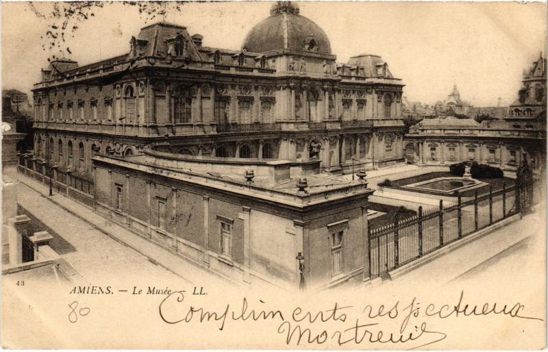 Carte postale ancienne Amiens le Musee à Amiens