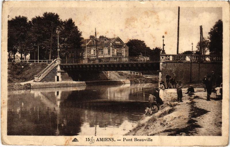 Carte postale ancienne Amiens Pont Beauville à Amiens