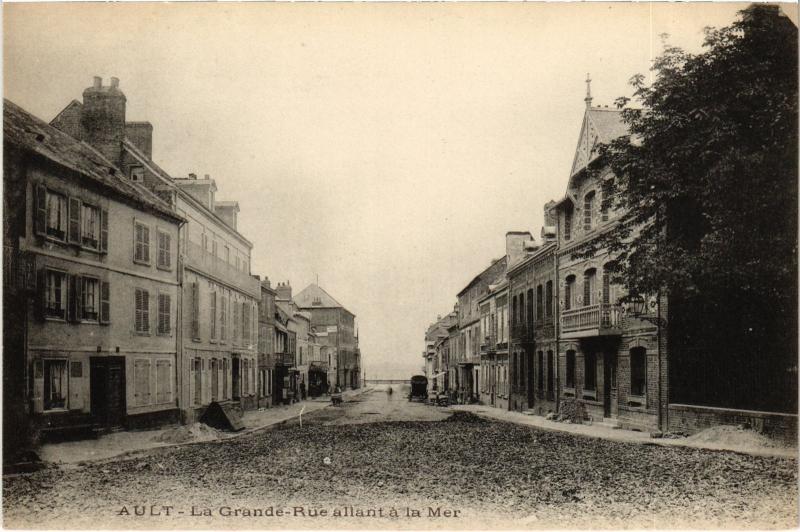 Carte postale ancienne Ault Grande Rue