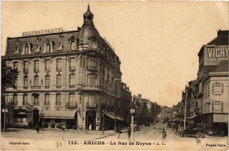 Carte postale ancienne Amiens Rue de Noyon à Amiens