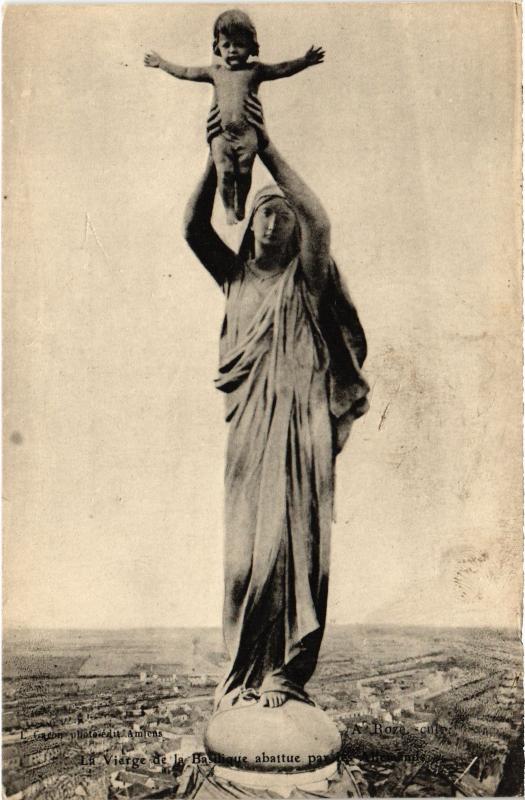Carte postale ancienne La Vierge de la Basilique