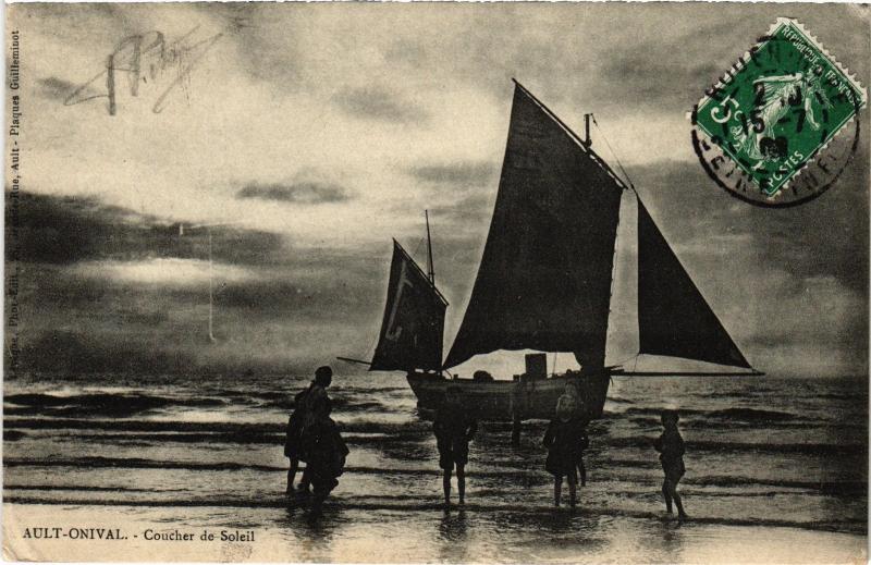Carte postale ancienne Ault Coucher de Soleil