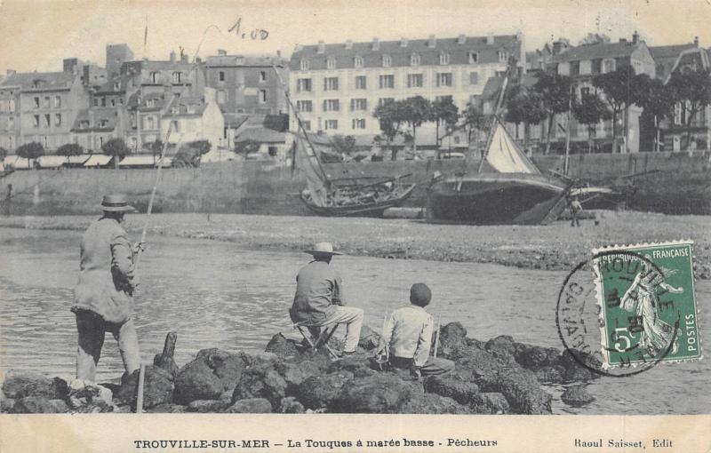 Carte postale ancienne Trouville Sur Mer - La Touques A Maree Basse - Pecheurs - Rare Cliche à Trouville-sur-Mer