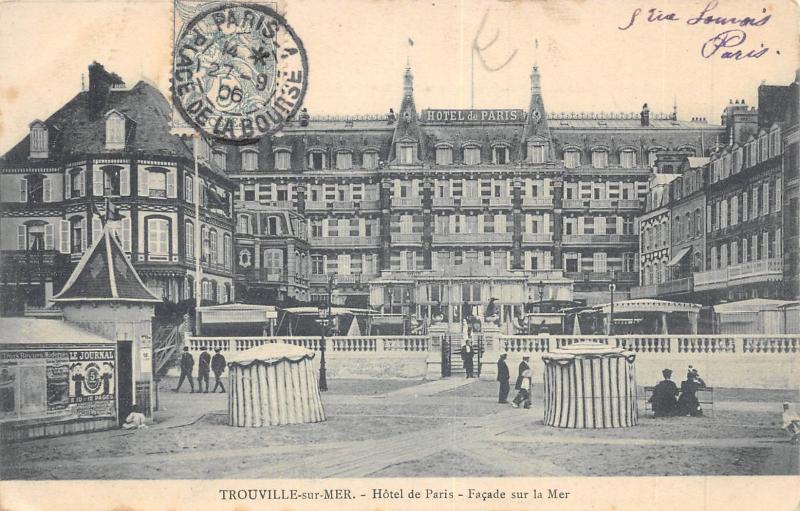 Carte postale ancienne Trouville Sur Mer - Hotel De Paris - Facade Sur La Mer à Trouville-sur-Mer