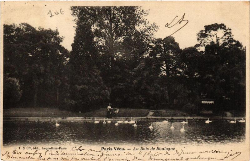 Carte postale ancienne Au Bois de Boulogne à Paris 16e