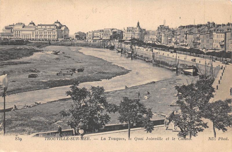 Carte postale ancienne Trouville Sur Mer - La Touques - Le Quai Joinville Et Casino à Trouville-sur-Mer
