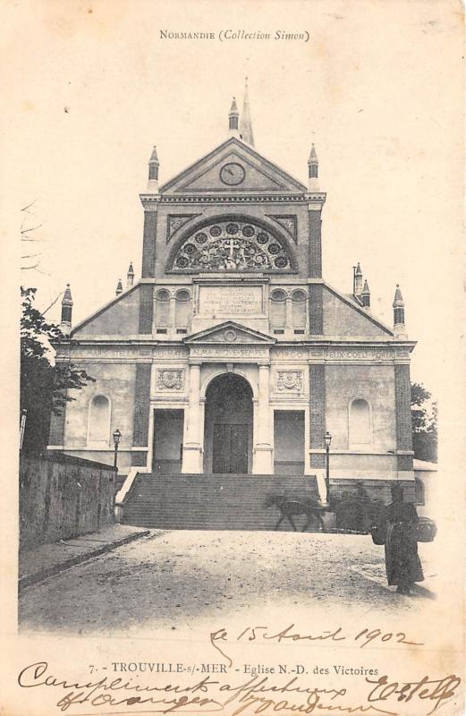 Carte postale ancienne Trouville Sur Mer - Eglise N.D. Des Victoires à Trouville-sur-Mer
