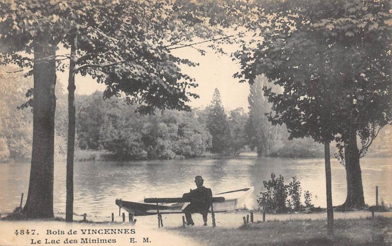 Carte postale ancienne Bois De Vincennes - Le Lac Des Minimes à Vincennes